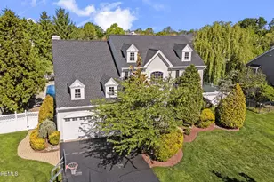 389 Fordham Pl, Freehold, NJ 07728 - Photo 2