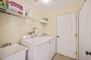 389 Fordham Pl, Freehold, NJ 07728 - Photo 22