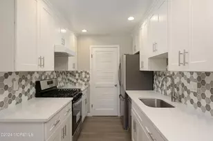 2 Elizabeth Ct, Tinton Falls, NJ 07724 - Photo 8