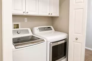 242 Perth Hill Ct, Aberdeen Township, NJ 07747 - Photo 10