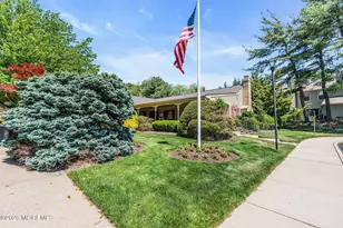 242 Perth Hill Ct, Aberdeen Township, NJ 07747 - Photo 20