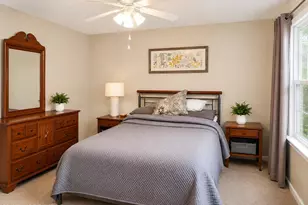 242 Perth Hill Ct, Aberdeen Township, NJ 07747 - Photo 6