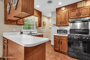 57 Roosevelt Ave, Morganville, NJ 07751 - Photo 8