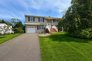 108 Lonny Ct, Toms River Township, NJ 08753 - Photo 1