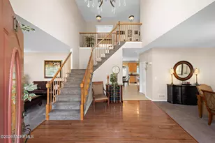 19 Jackson Cir, Ocean Twp, NJ 07712 - Photo 6