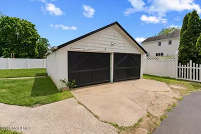 76 Peach Street, Tinton Falls, NJ 07724 - Photo 26