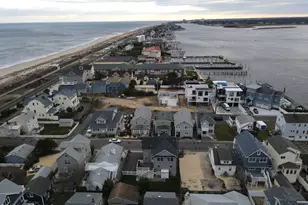 4 Via Ripa Wy, Sea Bright, NJ 07760 - Photo 12