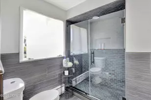 101 Lincoln Ave, Long Branch, NJ 07740 - Photo 38