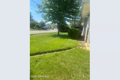 1698 Yorktowne Boulevard, Toms River Township, NJ 08753 - Photo 2