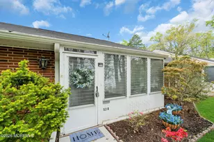 53 Cambridge Ct, Lakewood, NJ 08701 - Photo 4