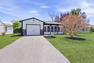 2 Leighton Ln, Manchester Township, NJ 08759 - Photo 2