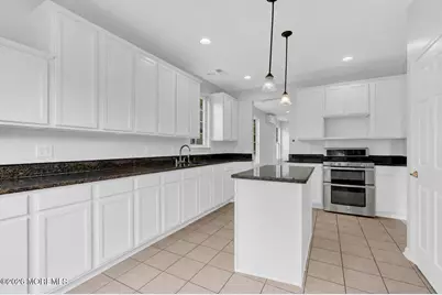 317 Damiano Way, Lakewood, NJ 08701 - Photo 8