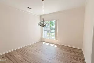 440 Bluebird Dr, Monroe Township, NJ 08831 - Photo 4
