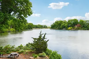 65 Lexington Ct, Red Bank, NJ 07701 - Photo 30