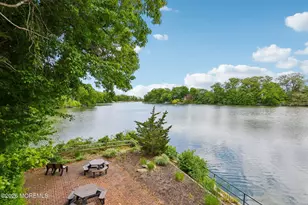 65 Lexington Ct, Red Bank, NJ 07701 - Photo 32