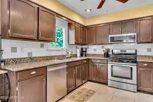 14 Jennifer Dr, Howell Township, NJ 07731 - Photo 20