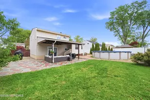 87 Woodview Dr, Old Bridge Township, NJ 08857 - Photo 16