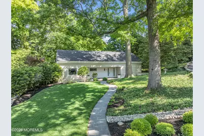 17 Hilltop Terrace N, Red Bank, NJ 07701 - Photo 2