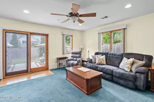 12 Ann Ct, Hazlet Township, NJ 07730 - Photo 20