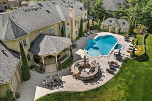 12 Raintree Ct, Holmdel, NJ 07733 - Photo 2