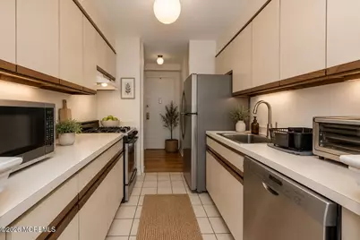1225 Kennedy Boulevard #10J, Bayonne, NJ 07002 - Photo 6