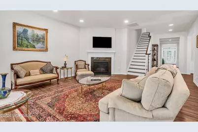 80 E Bosworth Boulevard, Farmingdale, NJ 07727 - Photo 10