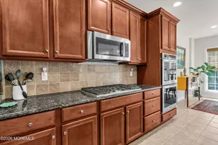 80 E Bosworth Blvd, Farmingdale, NJ 07727 - Photo 28