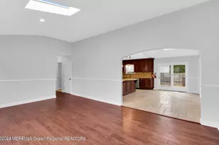 1008 4th Ave, Toms River Township, NJ 08757 - Photo 4