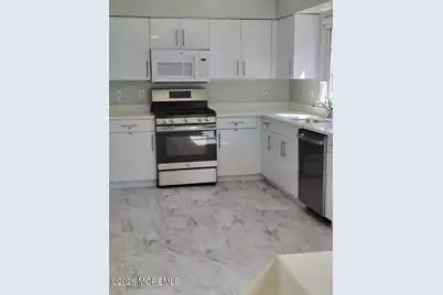 63 Jamestown Drive, Eatontown, NJ 07724 - Photo 6