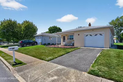17 Corinth Place, Toms River Township, NJ 08757 - Photo 2
