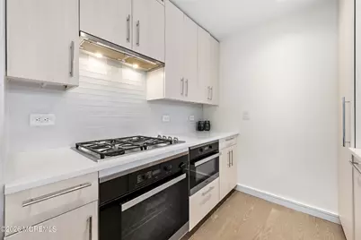 20 Melrose Terrace #511, Long Branch, NJ 07740 - Photo 8