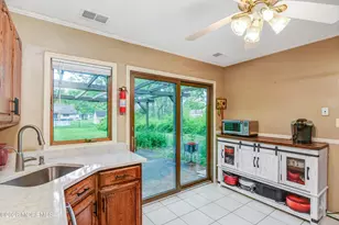 32 Ethan Allen Rd, Freehold, NJ 07728 - Photo 12