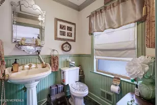 410 Thompson Ave, Middletown, NJ 07748 - Photo 20