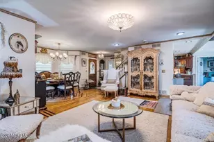 410 Thompson Ave, Middletown, NJ 07748 - Photo 10
