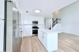 1 Whitemarsh Dr, Manalapan Township, NJ 07726 - Photo 6