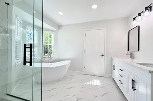 1 Whitemarsh Dr, Manalapan Township, NJ 07726 - Photo 20