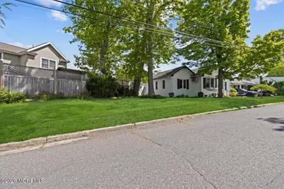 323 Woodmere Avenue, Neptune Township, NJ 07753 - Photo 6