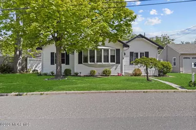 323 Woodmere Avenue, Neptune Township, NJ 07753 - Photo 4