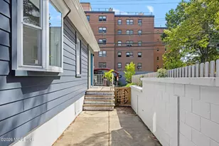 1005 Comstock St, Asbury Park, NJ 07712 - Photo 40