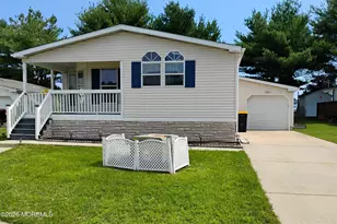 51 Pine Ridge Blvd, Whiting, NJ 08759 - Photo 2