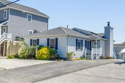 323 Stephan Avenue, Toms River Township, NJ 08753 - Photo 4