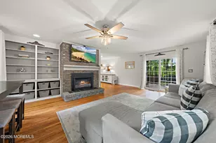 18 Lefferts Ct, Middletown, NJ 07748 - Photo 8