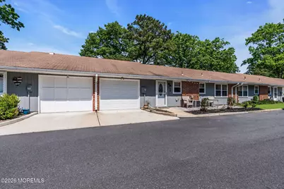 390 Picardy Court #c, Lakewood, NJ 08701 - Photo 2