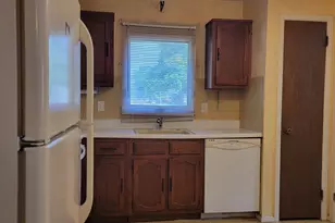142 Hudson Pkwy, Whiting, NJ 08759 - Photo 6