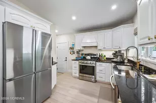 216 Parkview Ter, Lincroft, NJ 07738 - Photo 16