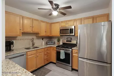 1015 Wedgewood Circle #1015, Belford, NJ 07718 - Photo 8
