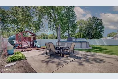 22 Columbia Road, Sayreville, NJ 08859 - Photo 30