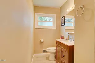 22 Columbia Rd, Sayreville, NJ 08859 - Photo 16