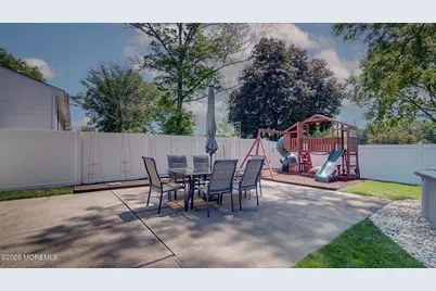 22 Columbia Road, Sayreville, NJ 08859 - Photo 32