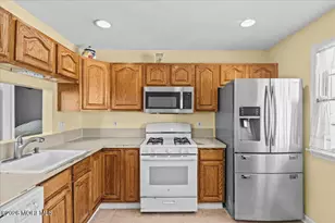 123 Mermaid Dr, Manahawkin, NJ 08050 - Photo 10